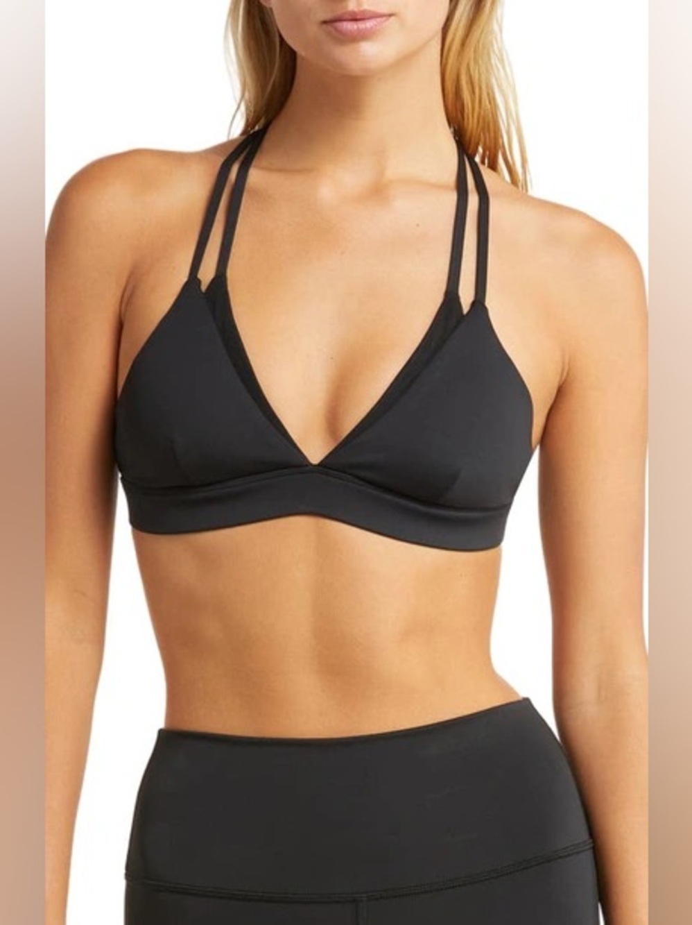 Alo Yoga- Airlift Mesh Allure Sports Bra in Black